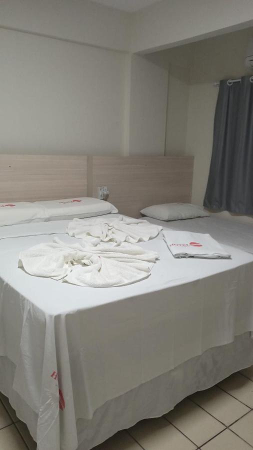 Hotel Mundial باتوس المظهر الخارجي الصورة
